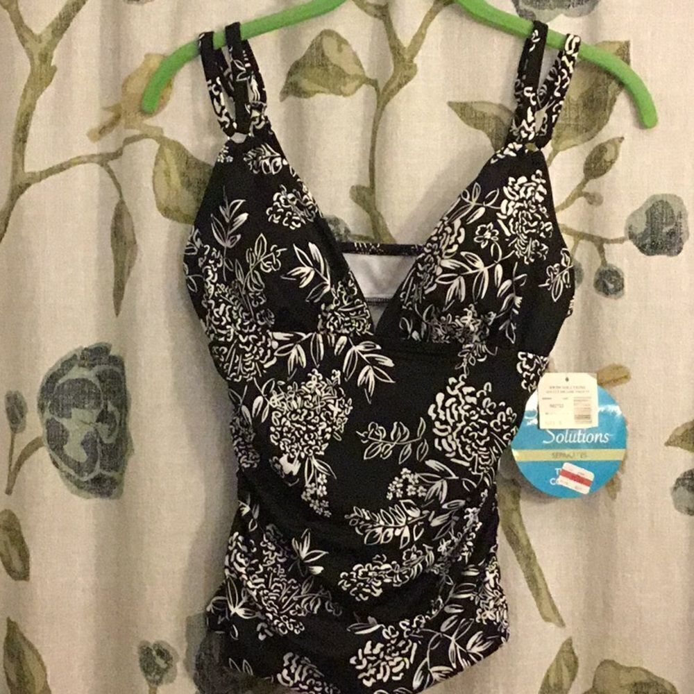 Swim Solutions Swimsuit top only Women’s NWT